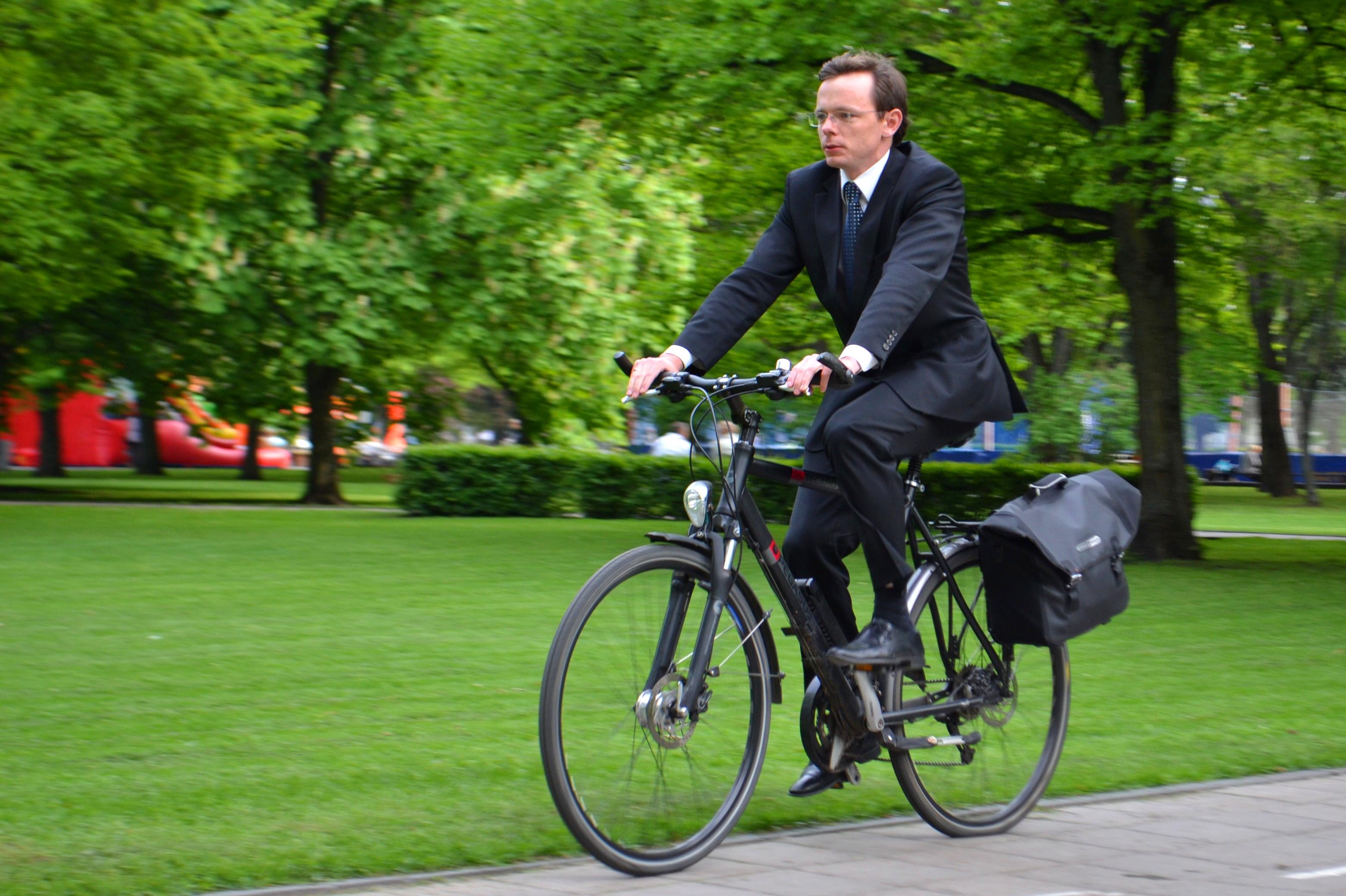 Tax breaks for bike commuters - a European trend | ECF
