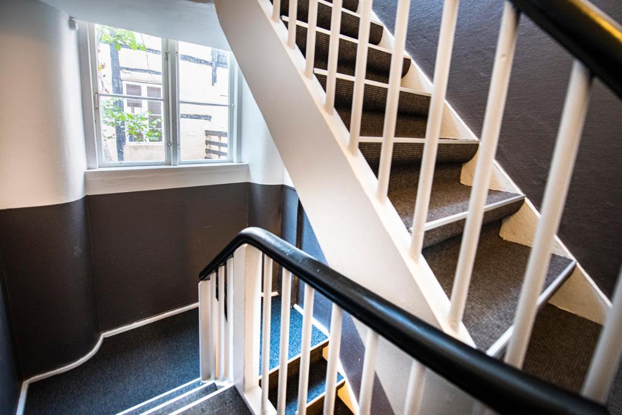 One-Bedroom Apartment Non-Smoking