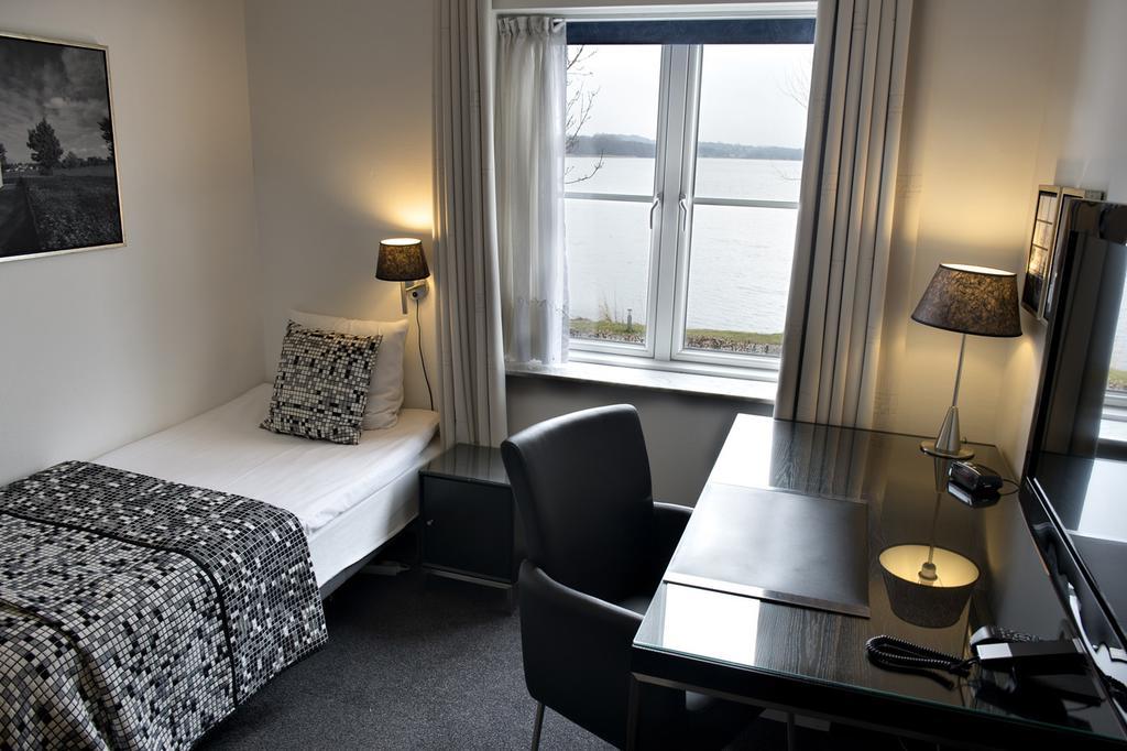 Enkeltværelse med søudsigt