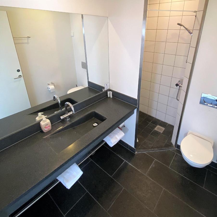 Lejlighed med udsigt til gårdhave stueetage Max 4 pers,1234674926:JPEG
