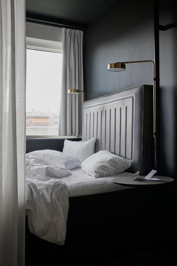 Small Double Room,1310379400:JPEG