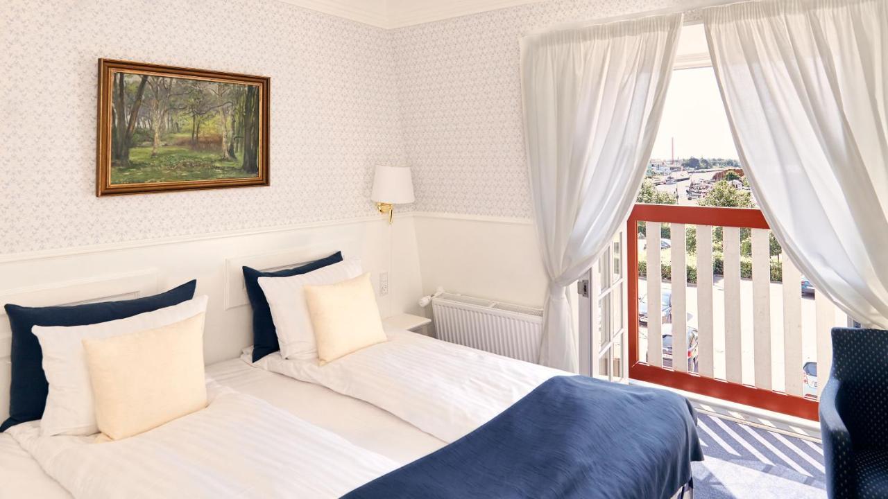 Superior Double Room,1322318245:JPEG