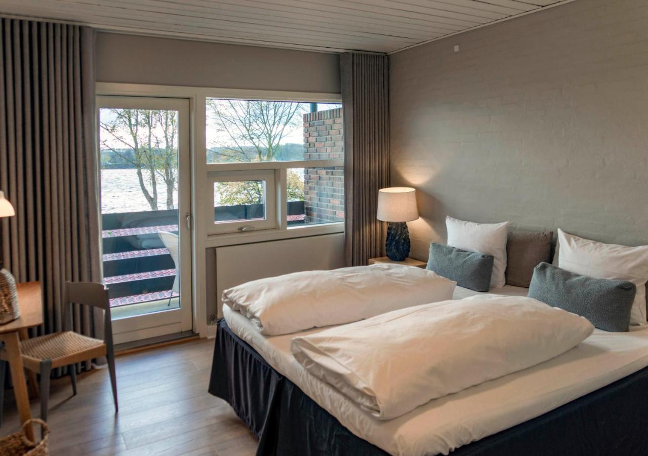 Double Room with Sea View,1362423179:JPEG
