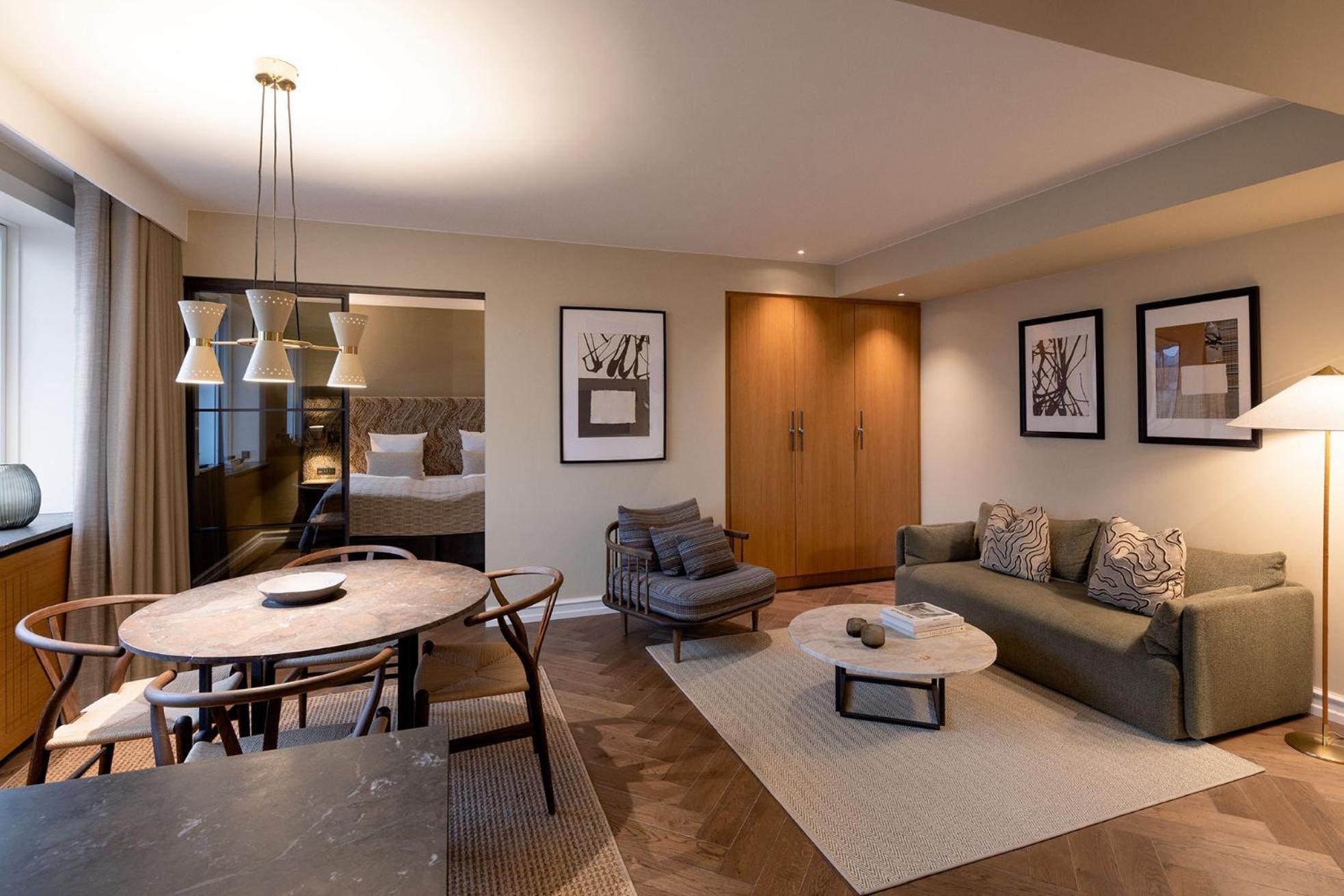 Deluxe Suite,1469039039:JPEG