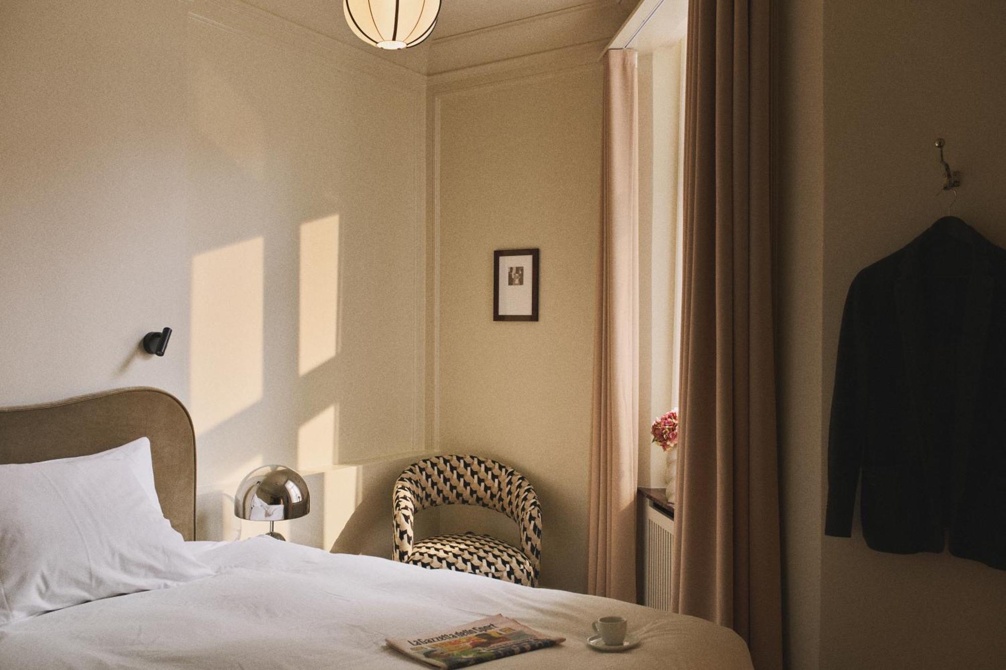 Standard Single Room,1586828645:JPEG