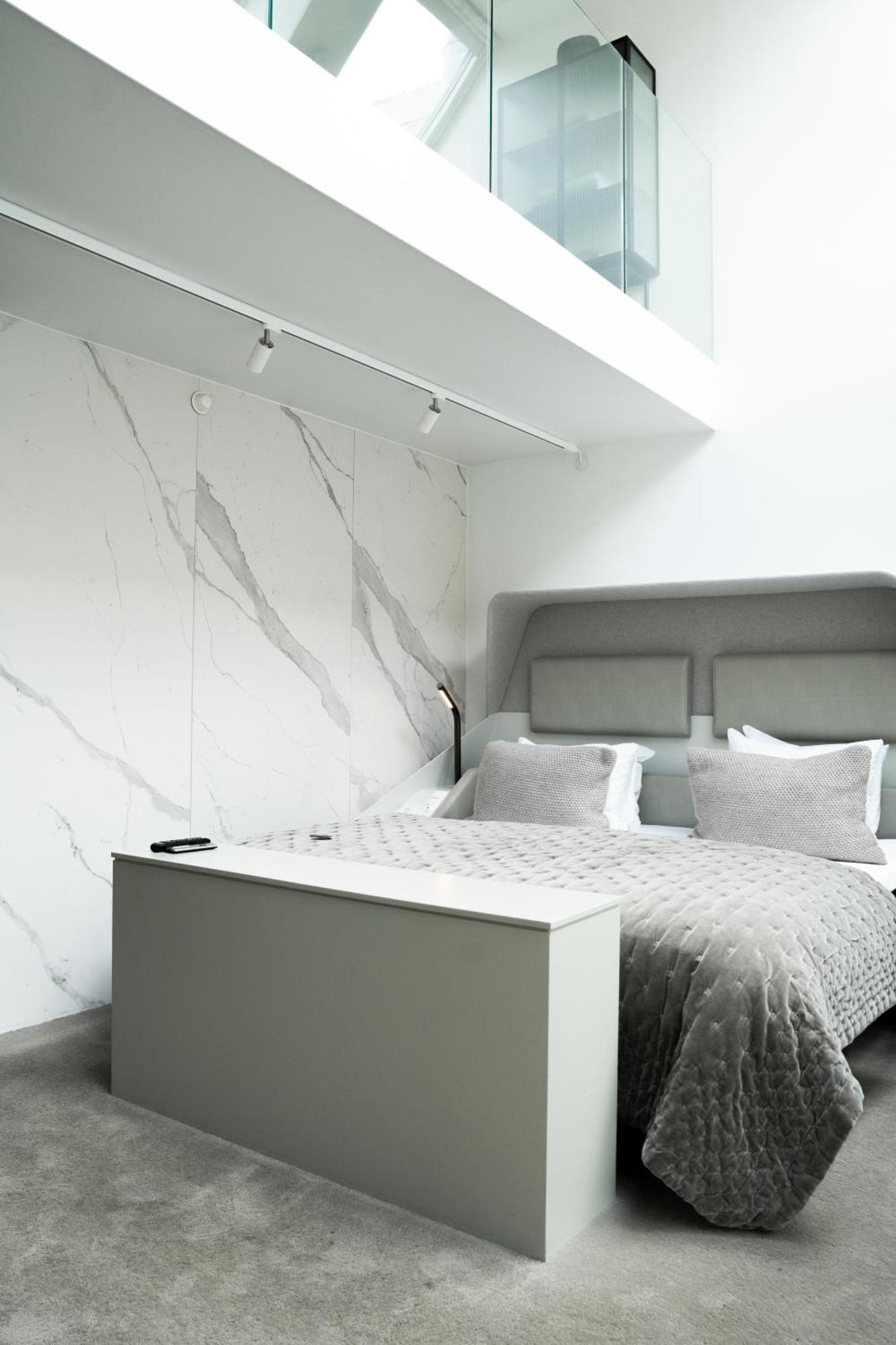 One-Bedroom Suite,1607725133:JPEG