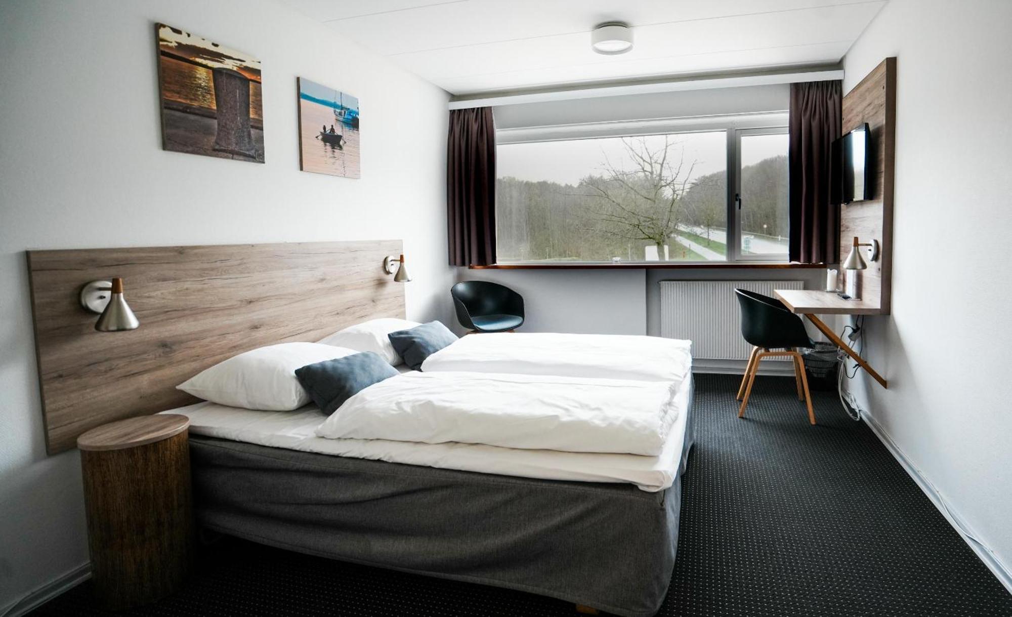 Standard Double Room,1681736588:JPEG