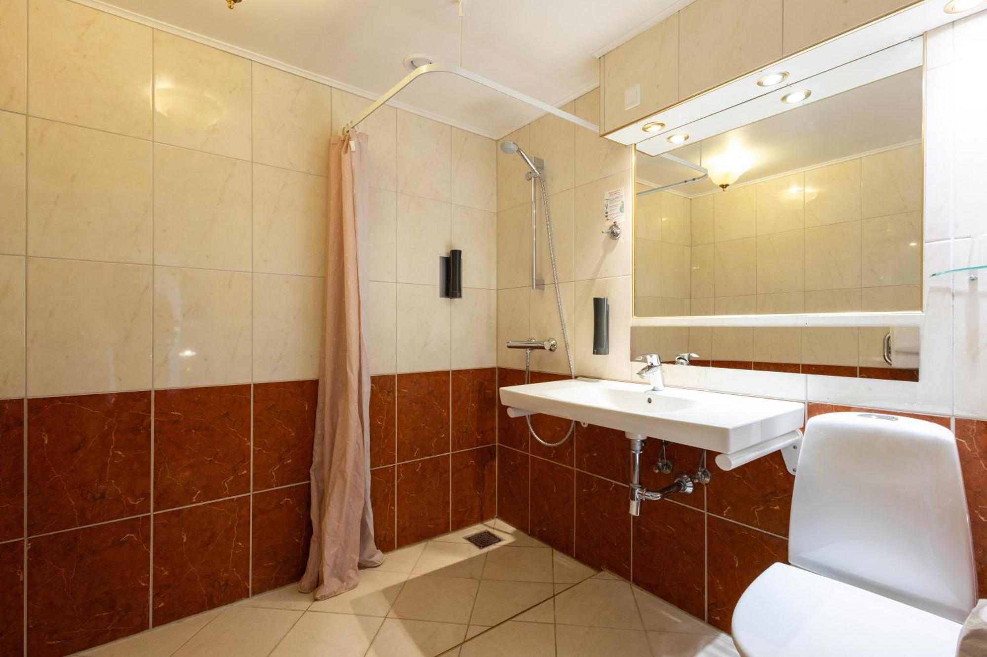 Double or Twin Room Extra Bed