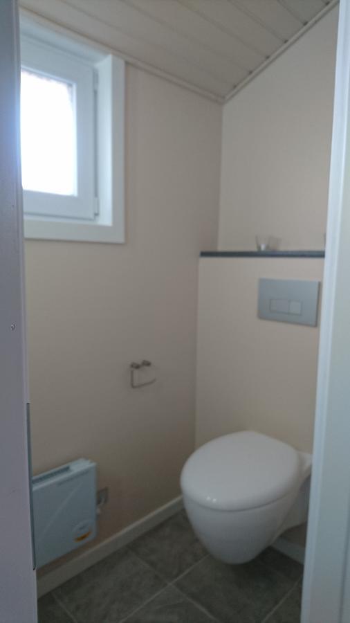 Holiday Home Private Toilet,663649836:JPEG