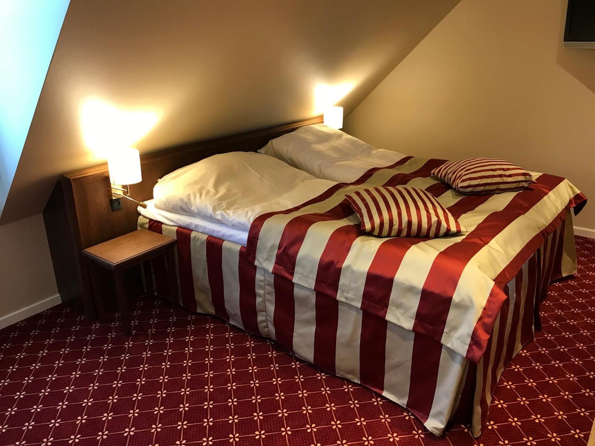 Double or Twin Room,686455743:JPEG