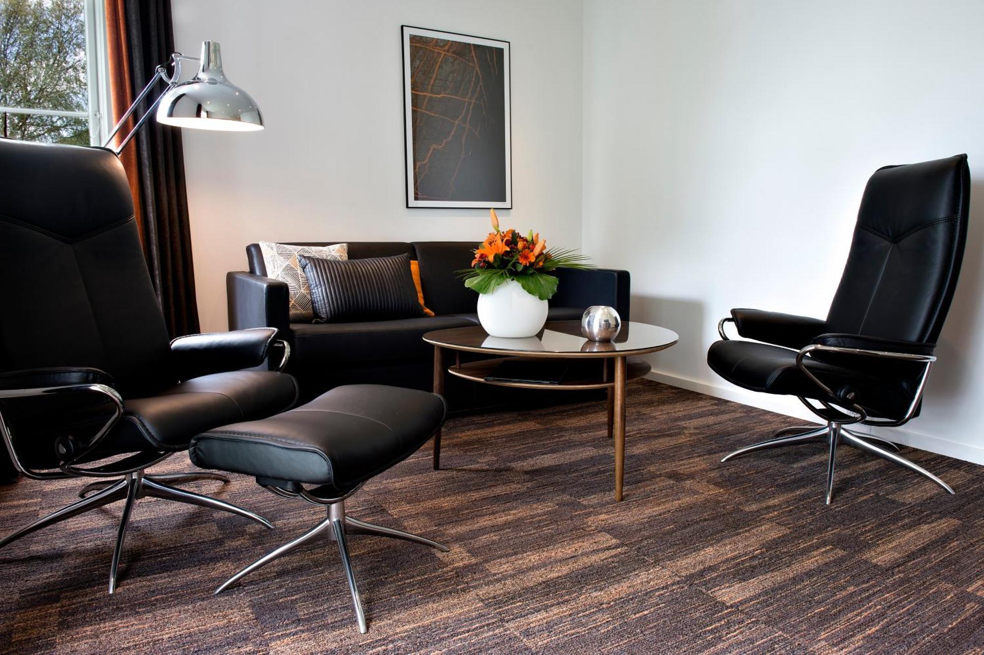 Suite med kingsize-seng og boblebad