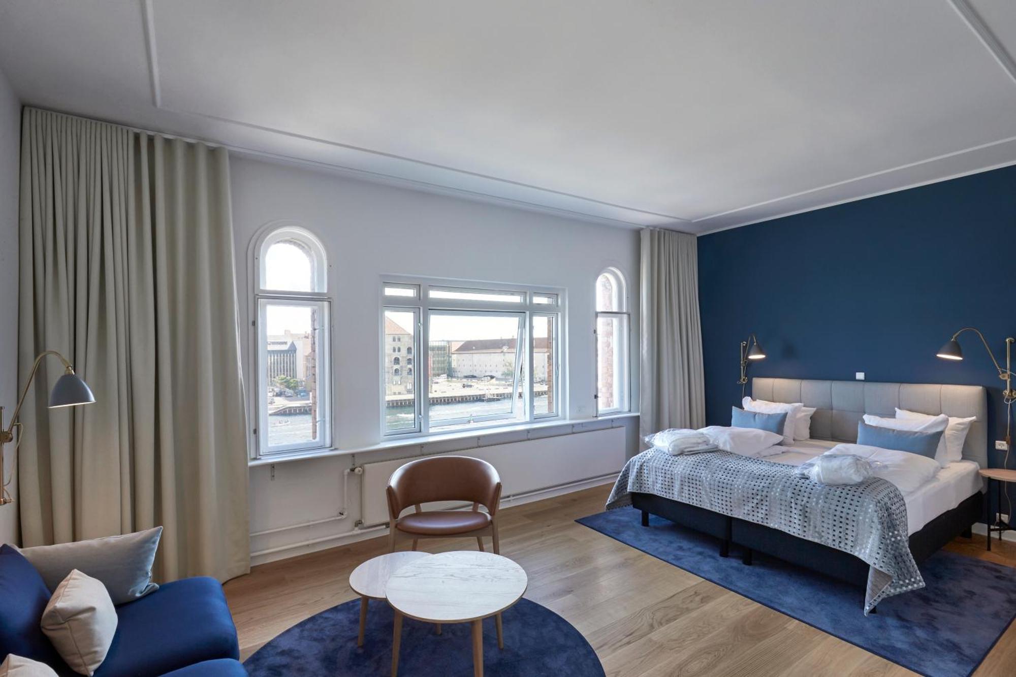 Junior Suite View,1163376558:JPEG