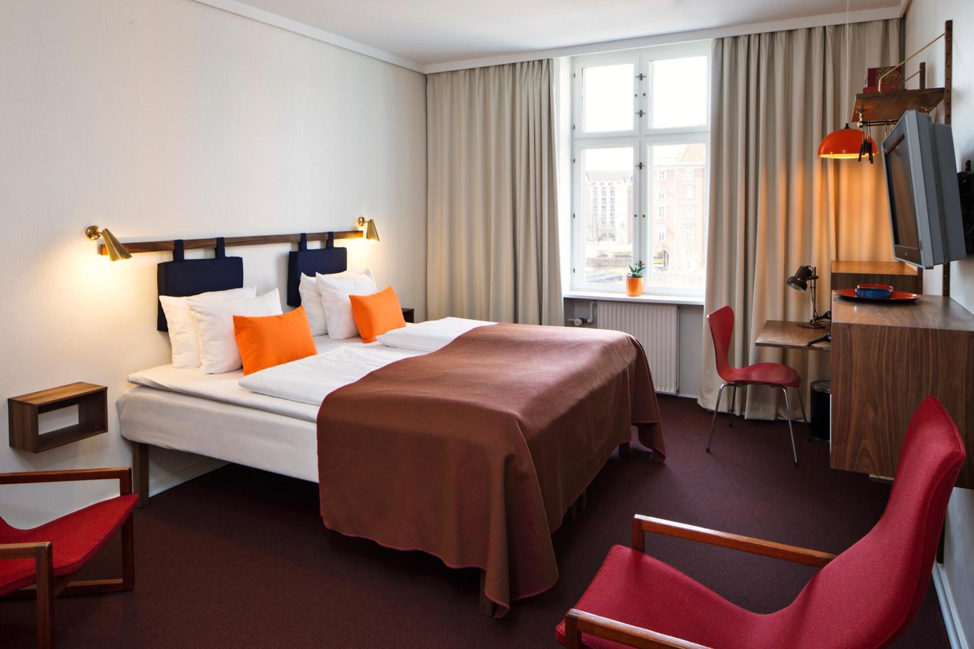 Standard Double Room,697834776:JPEG
