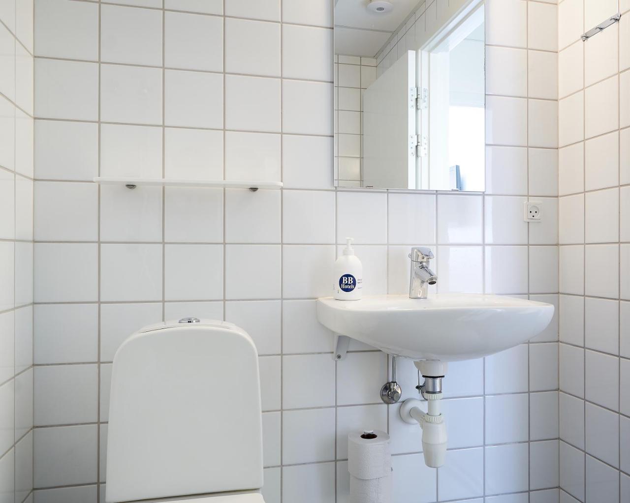 Single Room,1571335247:JPEG