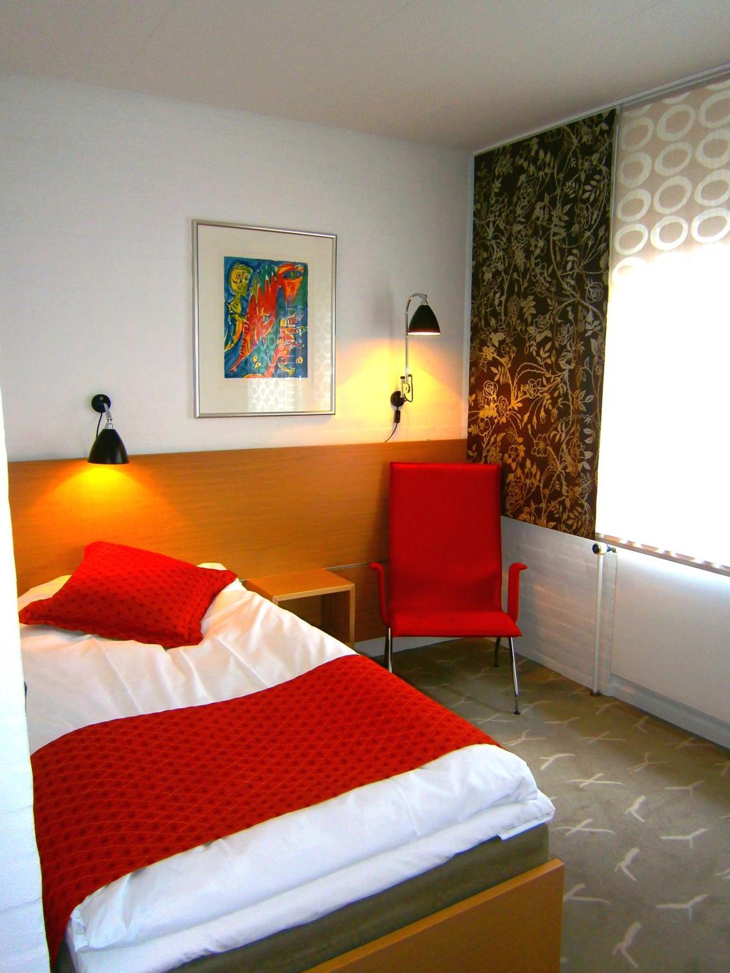 Standard Single Room