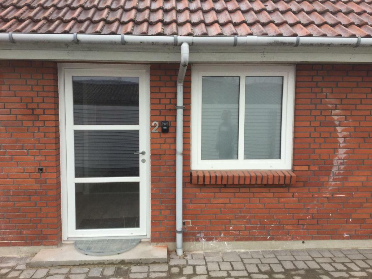 One-Bedroom Apartment,854446637:JPEG