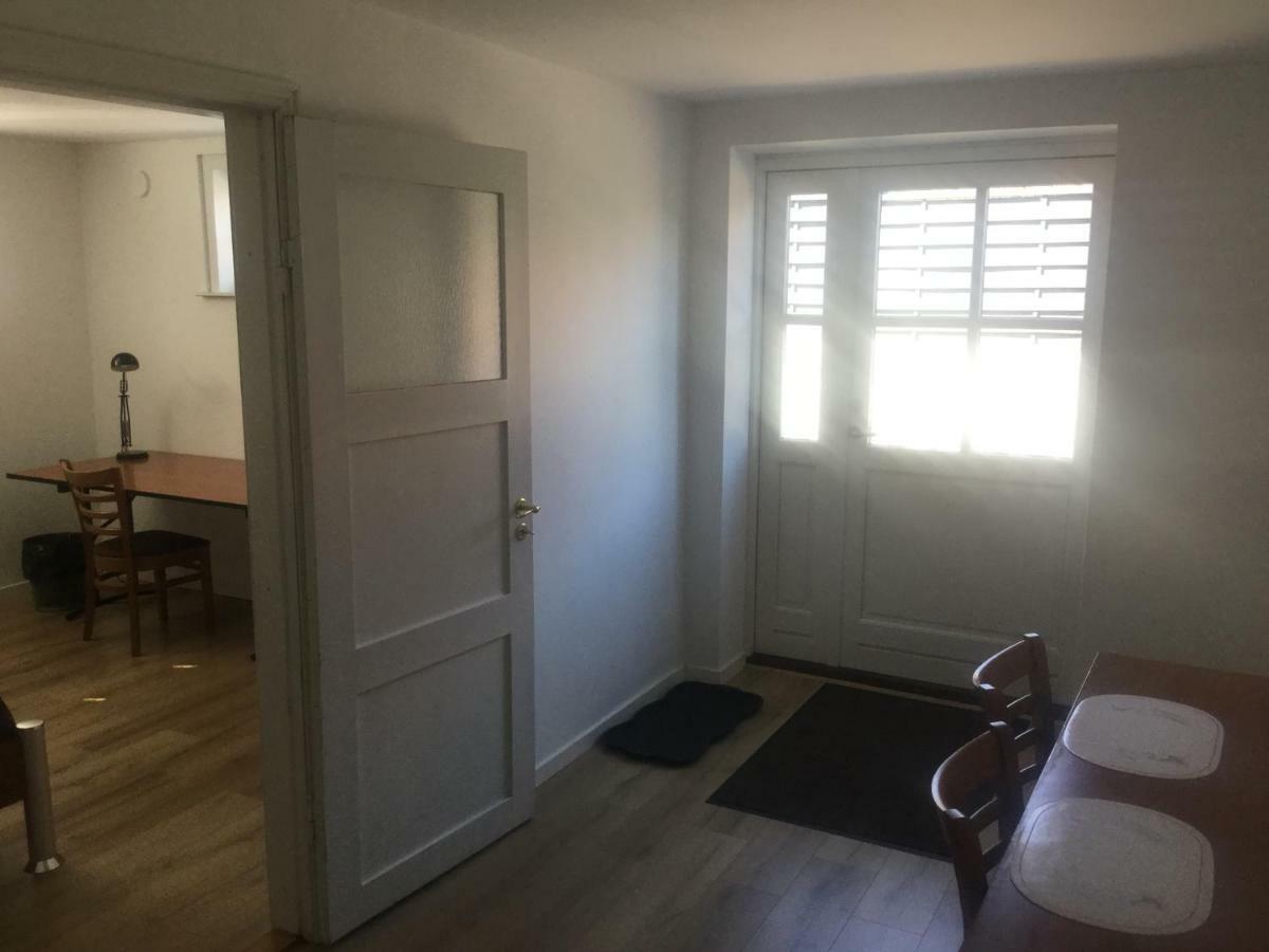 Studio,878308085:JPEG