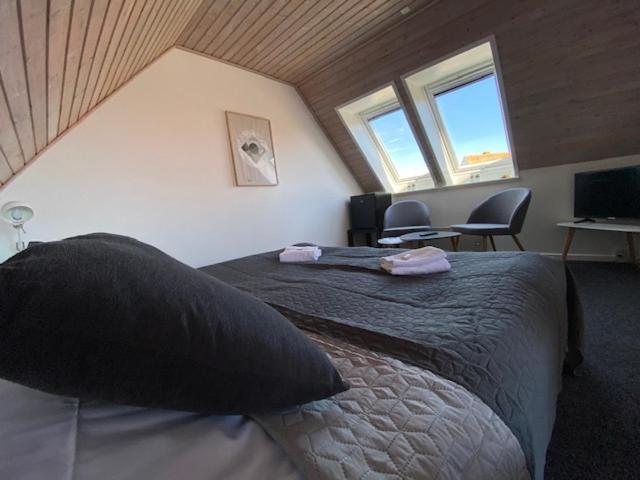 Dreibettzimmer mit eigenem Bad