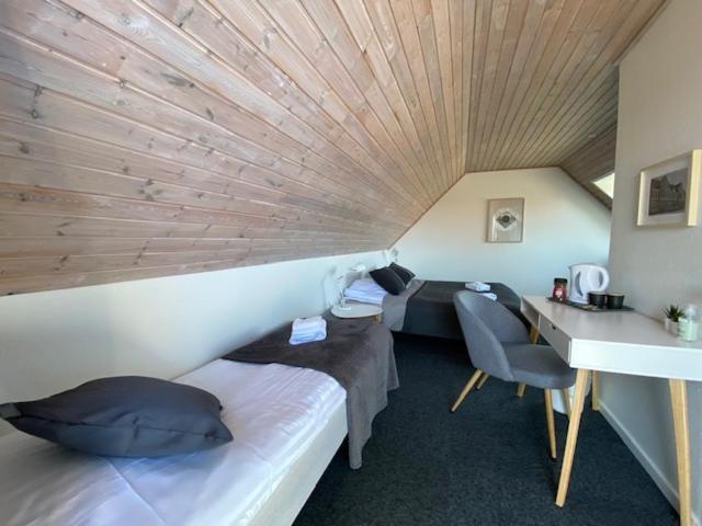 Triple Room Private Bathroom,999610221:JPEG
