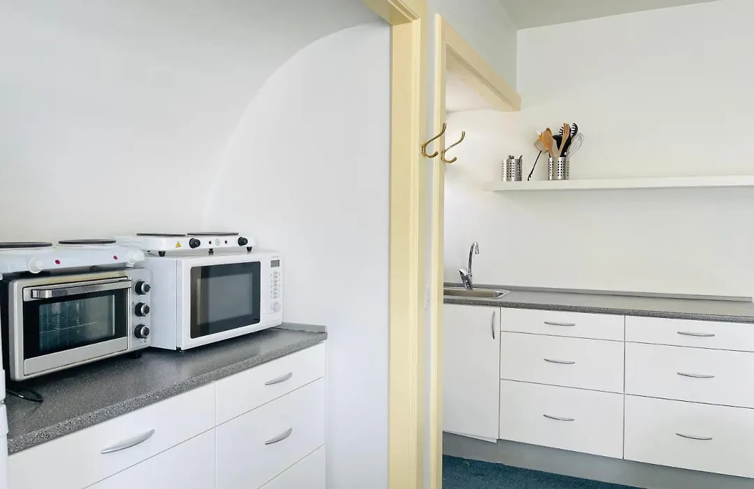 Aday - Frederikshavn City Center - Charming Double Room-1