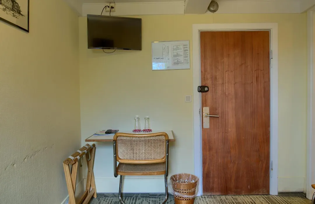 Ebsens Hotel-1