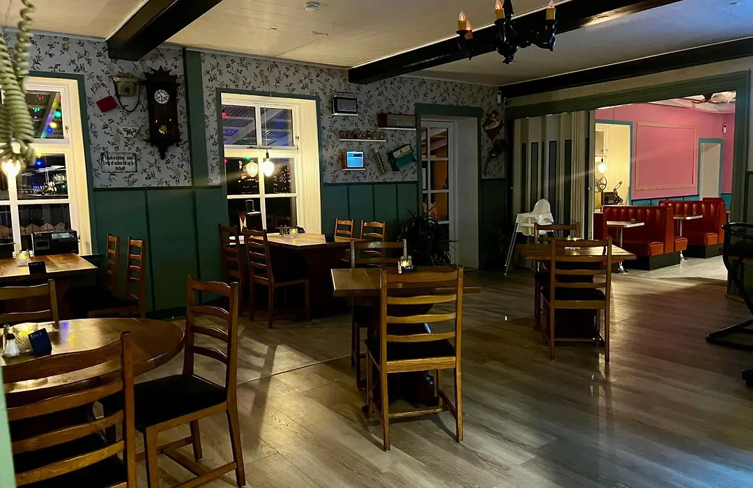 Café Retro Brøns Kro-1