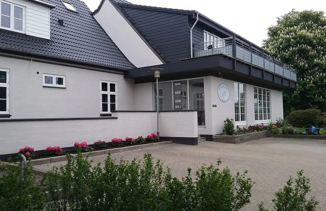 Hals Hotel-1