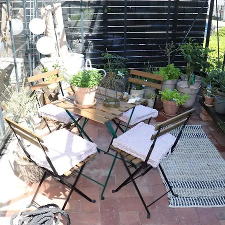 Hotel Petite B&B-3