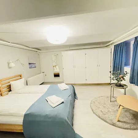 Aday - Aalborg Mansion Cozy Privat Room-3