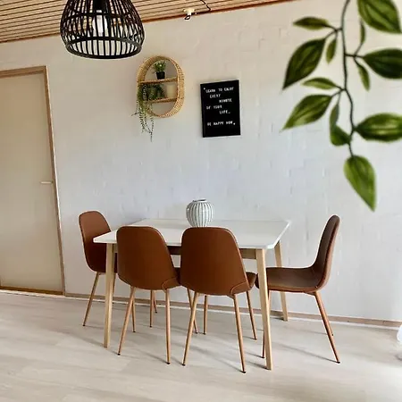 15 Min Walk To Lego House/50M2 Apartment With Garden-2