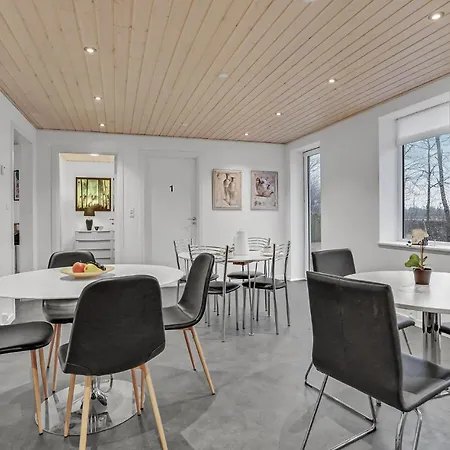 Stunning Apartment In Billund With Kitchen-2