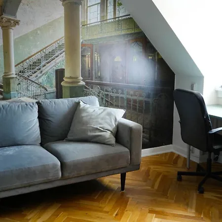 Cosy Room In Residential Part Of Copenhagen, With Free Street Parking And Shared Bathroom-3