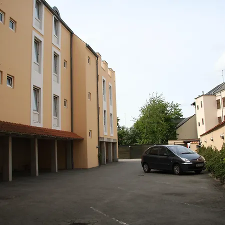 City Hotel Nattergalen-2