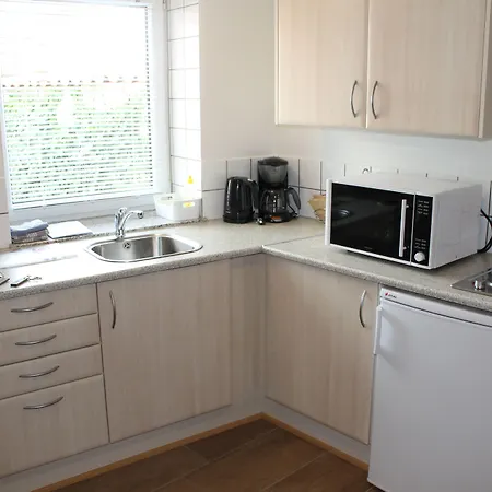 Amalie Bed And Breakfast & Apartments-3
