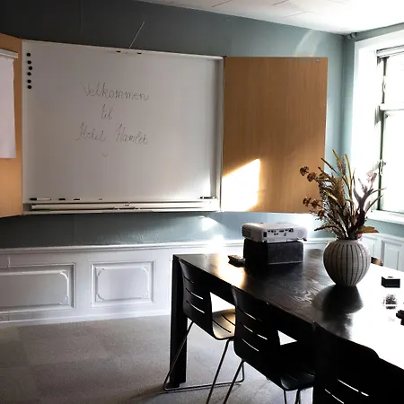 Hotel Hamlet-2