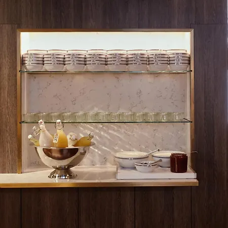 Wide Hotel-3