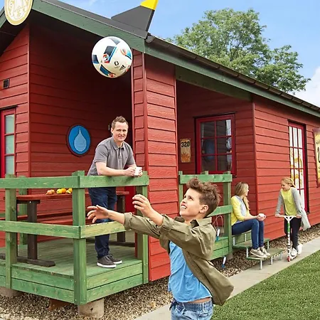 Legoland Ninjago Cabins-2