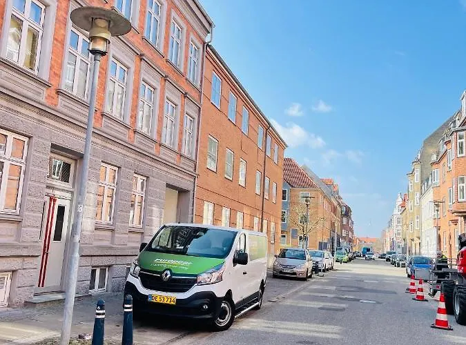 Aday - Apartment With Balcony And Barbecue Aalborg