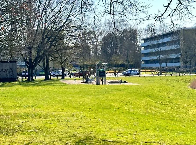 Privat One Bedroom Apartment With Free Parking Odense