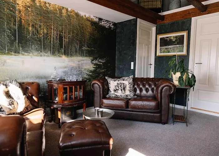 Eventoasen Hotel Give