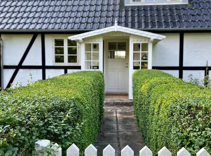 Strandby 1847 B&B Nykøbing Falster