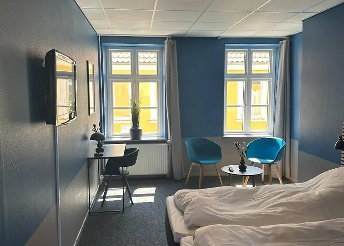 Blue Double Room 6 On Pedestrian Street Saeby
