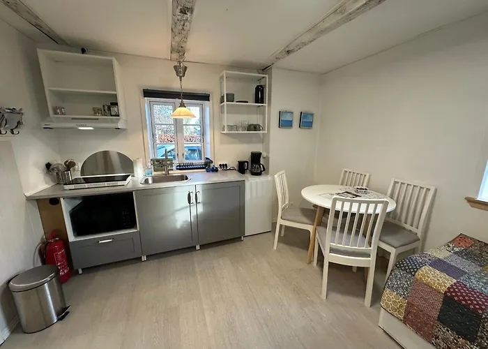 Bed&Breakfast “Den Gamle Lade I Hejls”