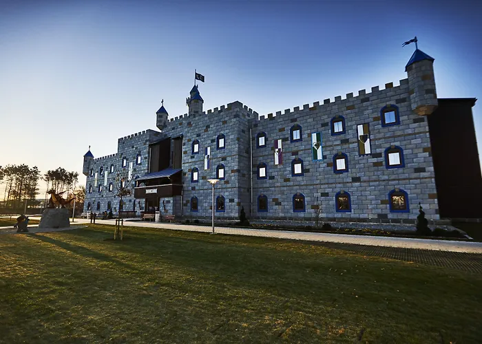 Hotel vicino a The Dragon