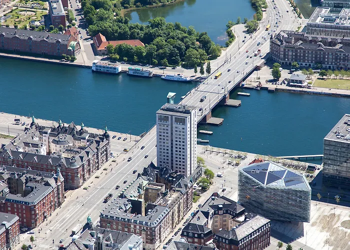 Copenhagen hotels near The David Collection